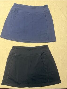 2 Sketchers Go Walk Skorts L